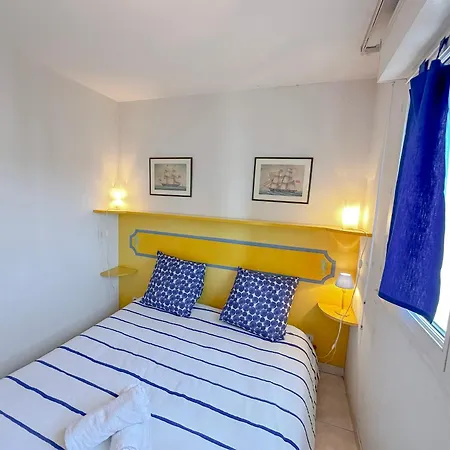 Charming In 10-min To