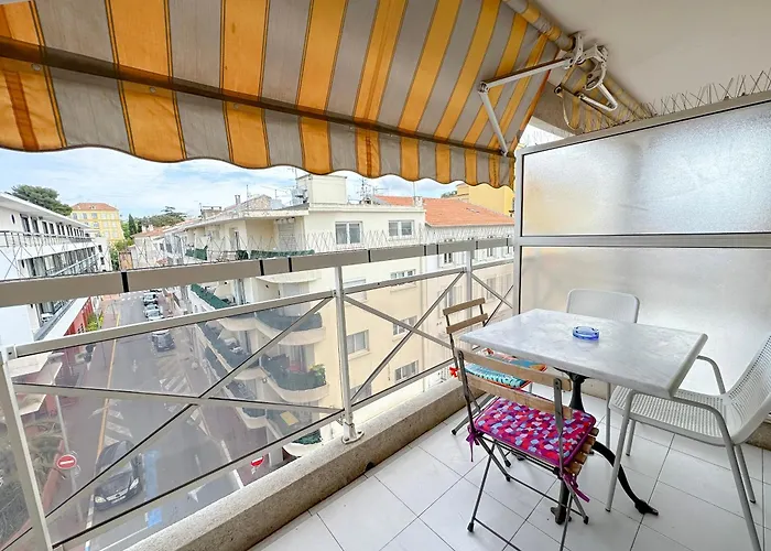 Charming In 10-min To Cannes