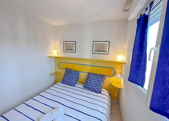 Charming In 10-min To