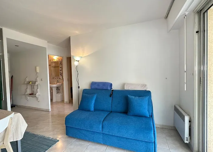 Charming In 10-min To *