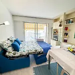 Appartamento Charming In 10-min To