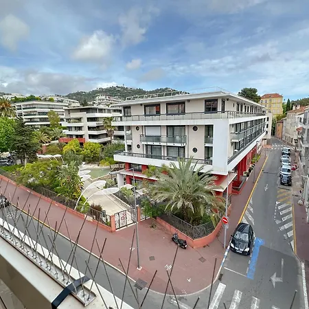 Apartamento Charming In 10-min To